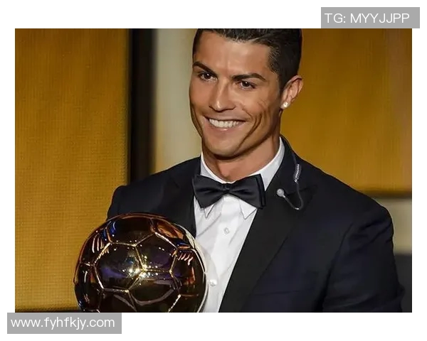 网红挑战足球明星谁能胜出引发全民热议与关注